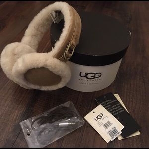 UGG Australia Carmel Shearling Earmuffs